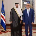 Presidente da República recebe cartas credenciais do novo Embaixador do Kuwait Presidente da República recebe cartas credenciais do novo Embaixador do Kuwait O Presidente da…