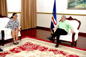 S. E. o Presidente da República recebeu, em audiência, esta quarta-feira, 18, a Ministra…