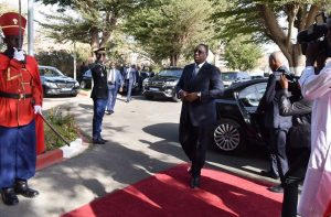 O chefe de Estado recebeu, este sábado, na Residence Pasteur, o Presidente da República…