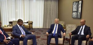 Presidente da República recebe Presidente angolano em encontro bilateral O Presidente Jorge Carlos Fonseca…