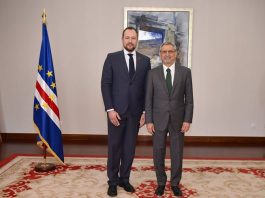 Presidente da República recebeu cartas credenciais do novo Embaixador da República Checa, Senhor Petr…