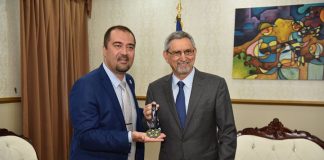 Presidente da República recebe visita da Organização Internacional de Entidades Representativas de Polícias de…