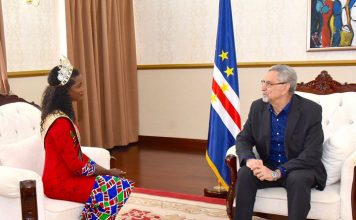 Presidente da República recebe visita de cortesia Miss West África, Senhora Dandira Veiga, 07…