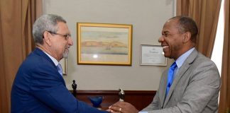 Presidente da Republica recebe visita de cortesia do magnifico Reitor da Faculdade Zumbi dos…