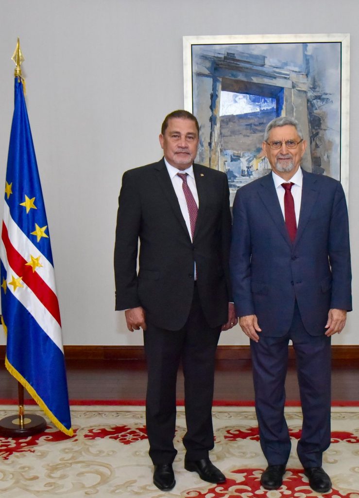 Presidente da República recebe Cartas Credenciais pelo Embaixador de Sey…