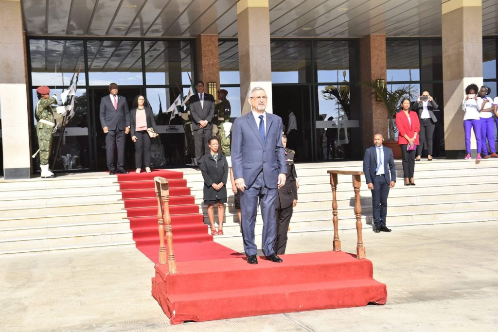 13 de Janeiro, Dia da Liberdade e da Democracia.
Chegada do Presidente da Rep&u…