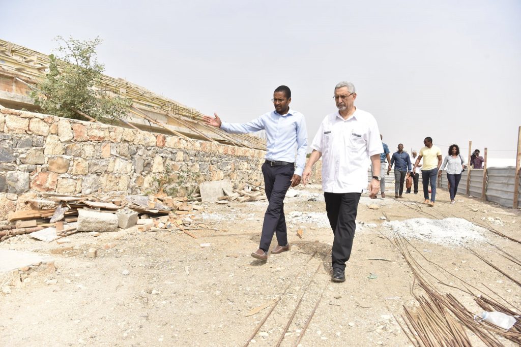 No Segundo dia da sua visita oficial à ilha do Maio, o Presidente da Rep…