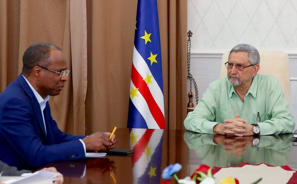 Presidente da República recebeu, em audiência de trabalho, informa…