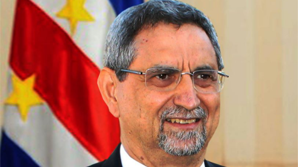 5 de Julho: Presidente de Cabo Verde pede mais habitação e descentralização e honra todos os heróis